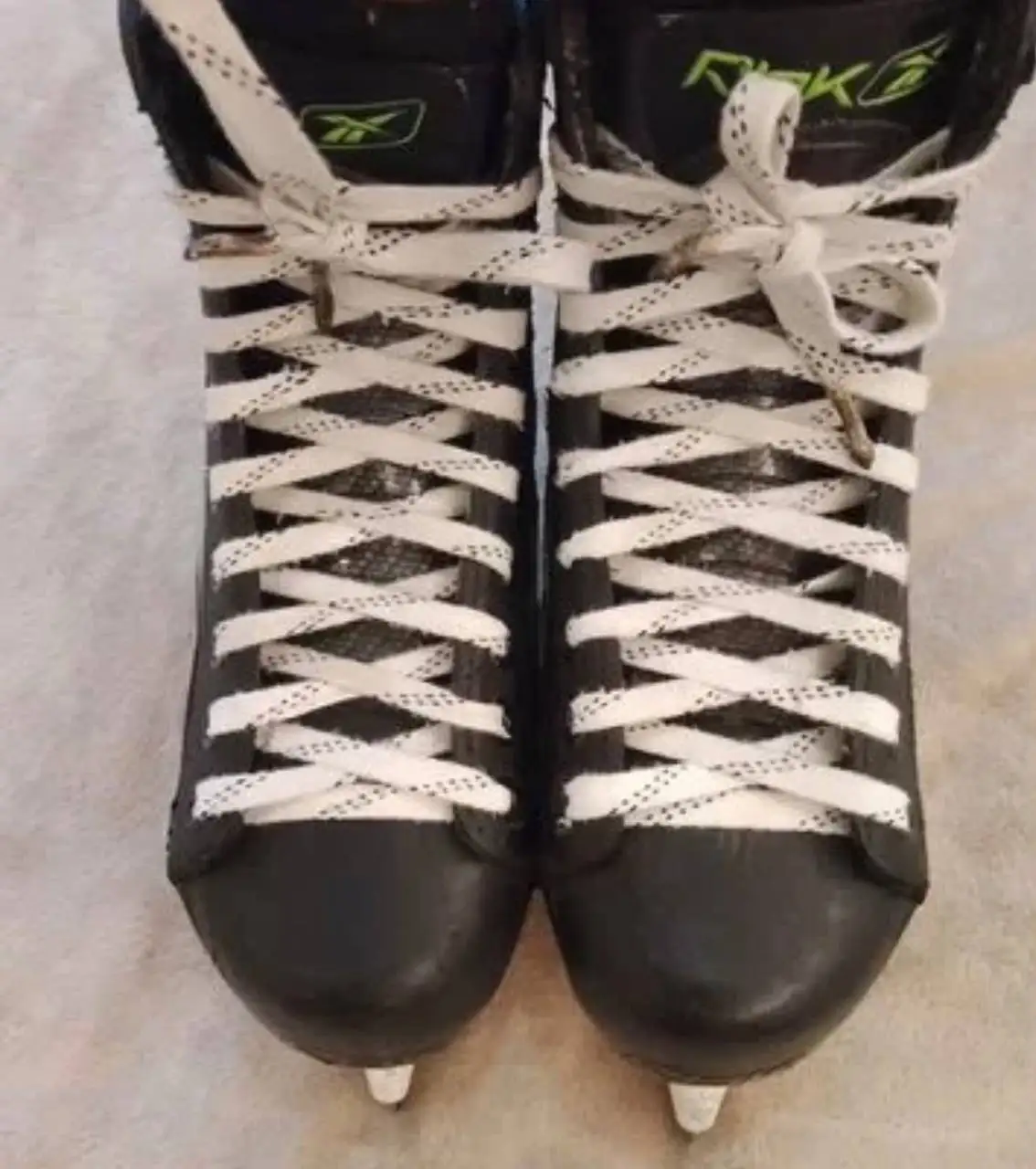 Коньки Reebok 38,5 - Коньки (Спорт и отдых) в Красноярск