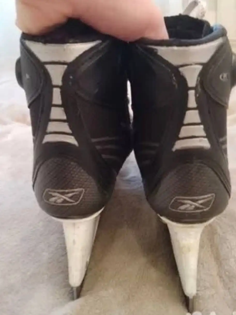 Коньки Reebok 38,5 - Коньки (Спорт и отдых) в Красноярск