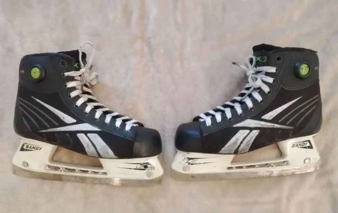 Коньки Reebok 38,5 - Коньки (Спорт и отдых) в Красноярск