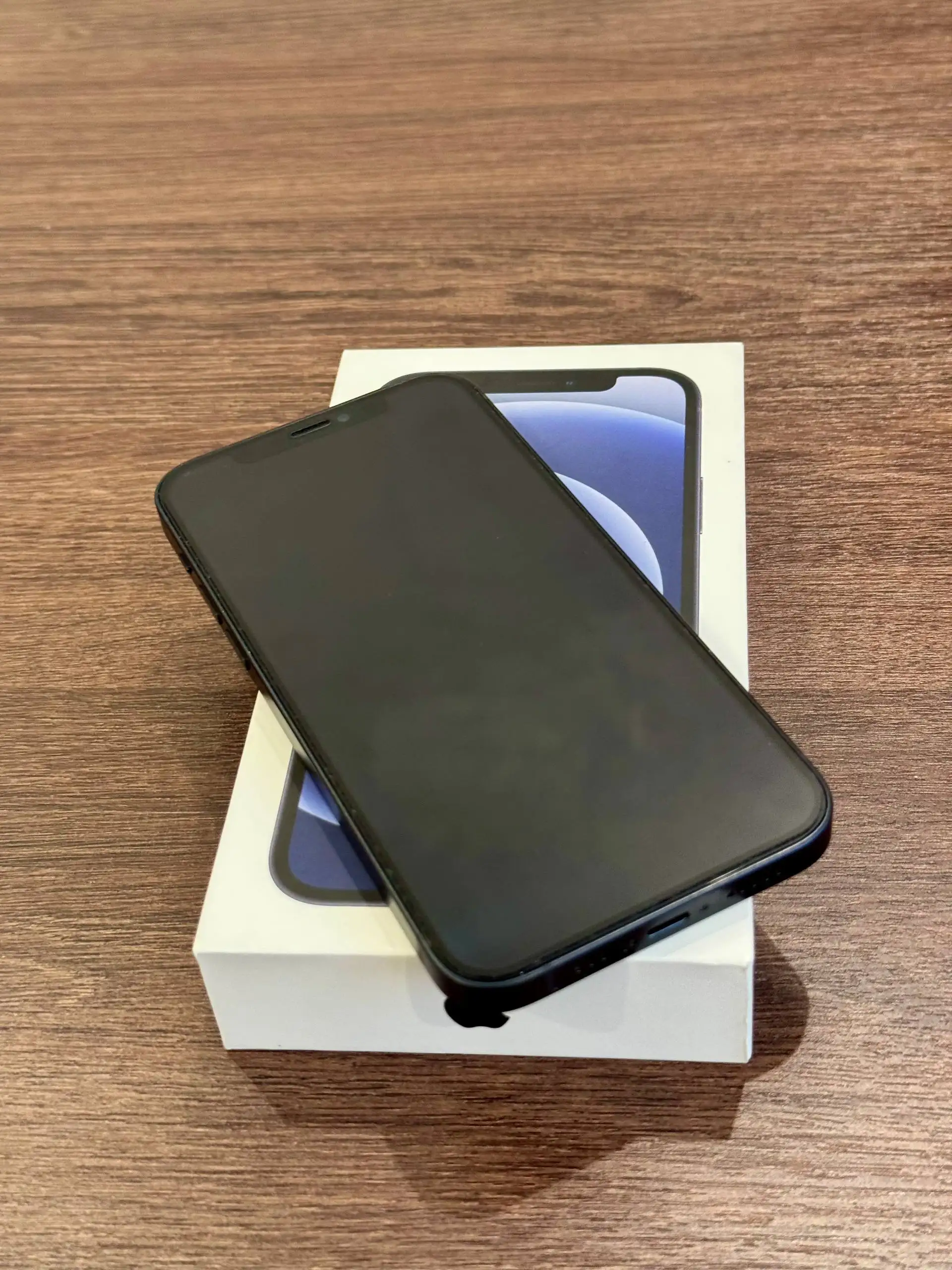 iPhone 12 64GB срочно - Смартфоны и гаджеты (Электроника) в Красноярск