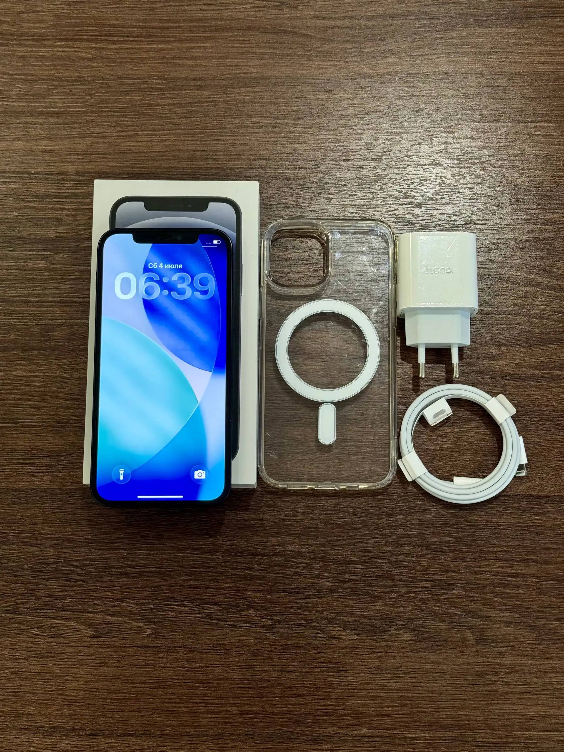 iPhone 12 64GB срочно - Смартфоны и гаджеты (Электроника) в Красноярск