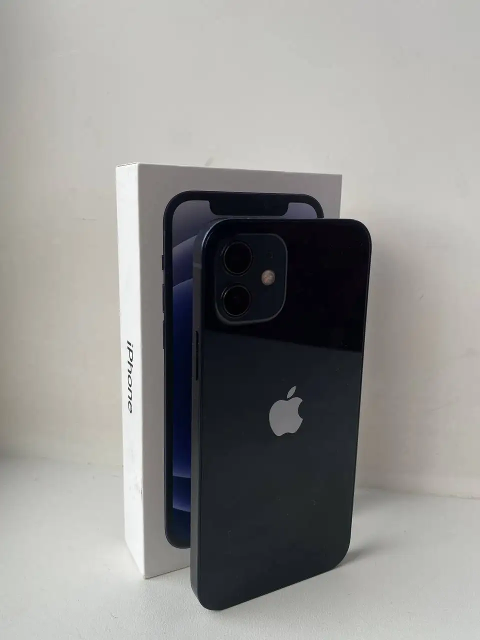 iPhone 12 64GB Blue - Смартфоны (Электроника) в Красноярск