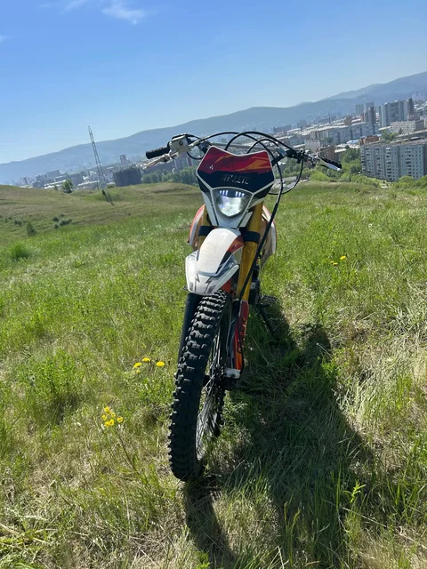 Продажа мотоцикла Regulmoto Athlete 250 - Роликовые коньки в Красноярск