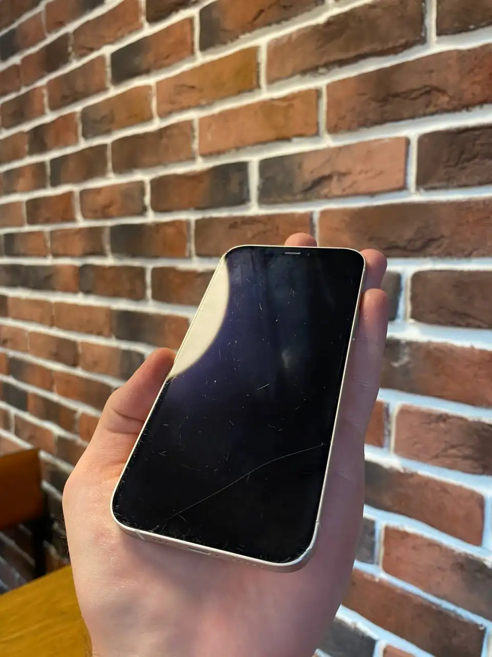 Продам iPhone 64GB - Смартфоны и телефоны (Электроника) в Красноярск