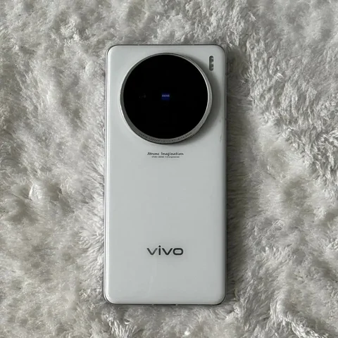 Vivo X100s 16+512GB - Смартфоны в Красноярск