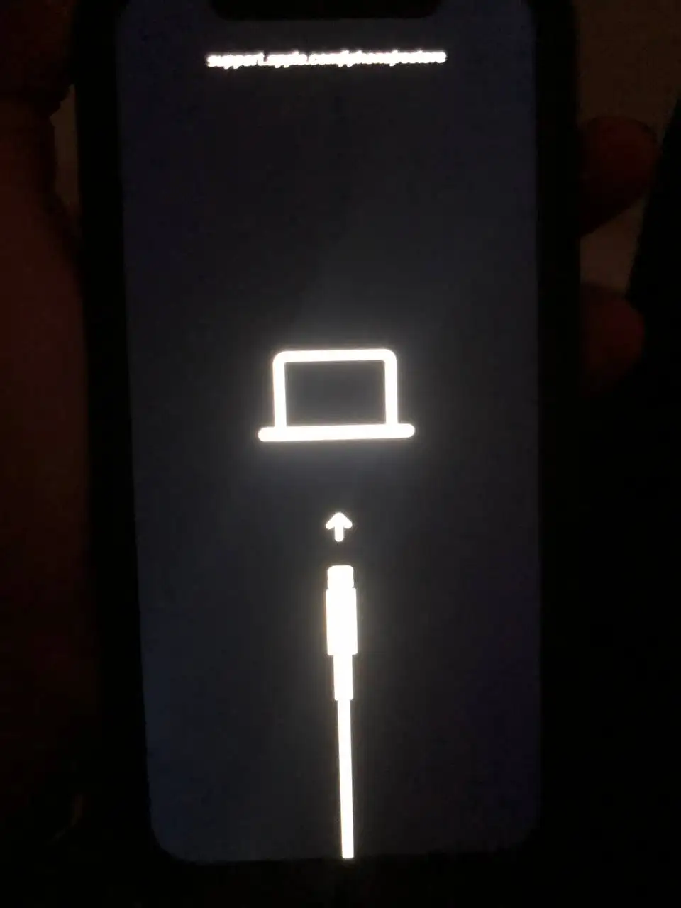 iPhone 11 128GB не включается - Мобильные телефоны (Электроника) в Красноярск