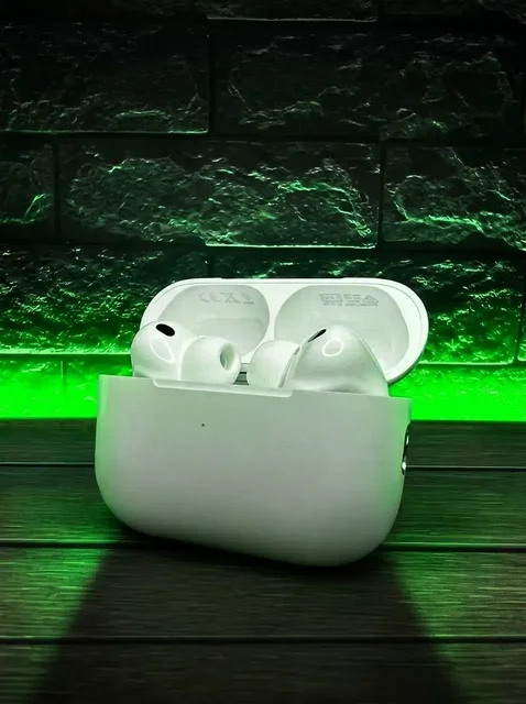 Продам AirPods Pro 2 и Apple Watch S11 (реплики) - Компьютеры в Красноярск