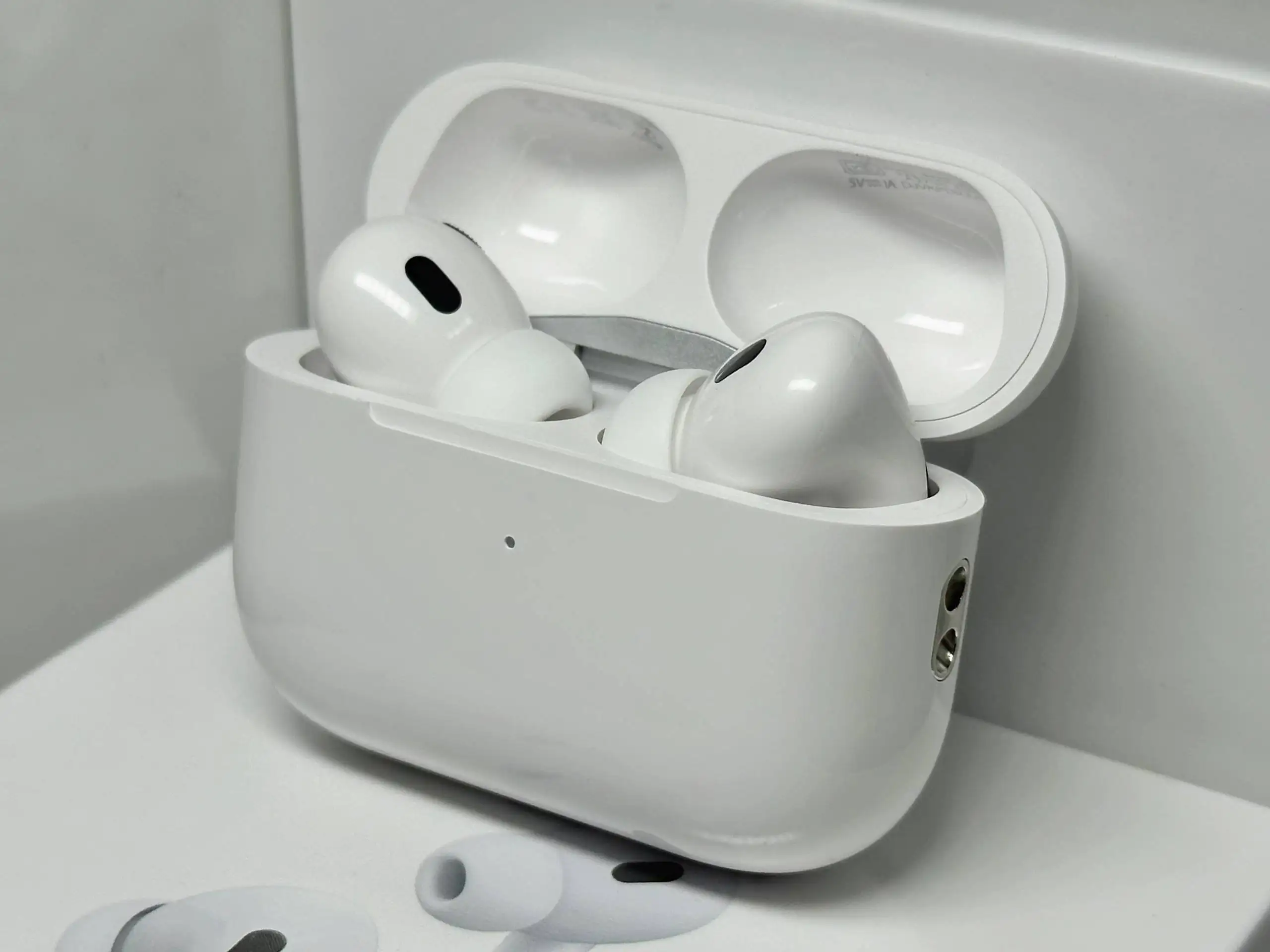 Продам AirPods Pro 2 и Apple Watch S11 (реплики) - Электроника в Красноярск