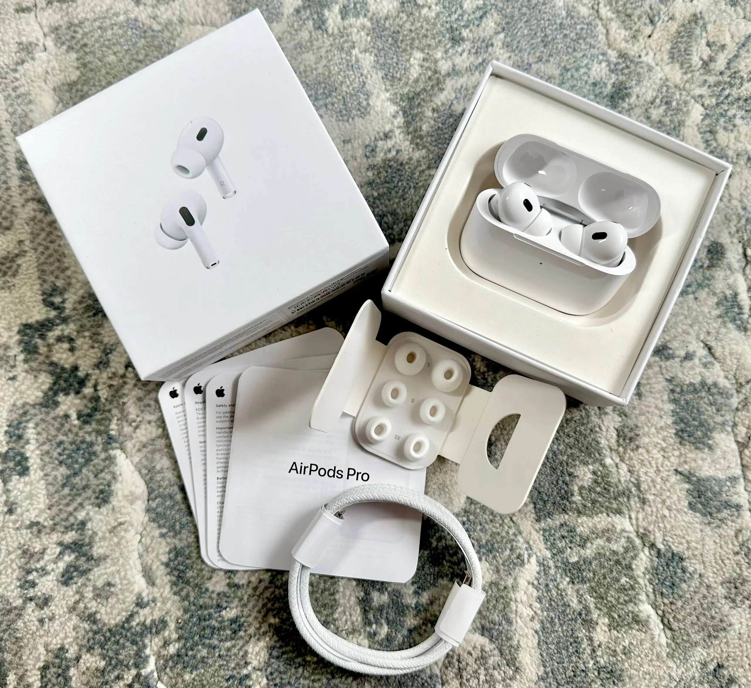 Продам AirPods Pro 2 и Apple Watch S11 (реплики) - Электроника в Красноярск