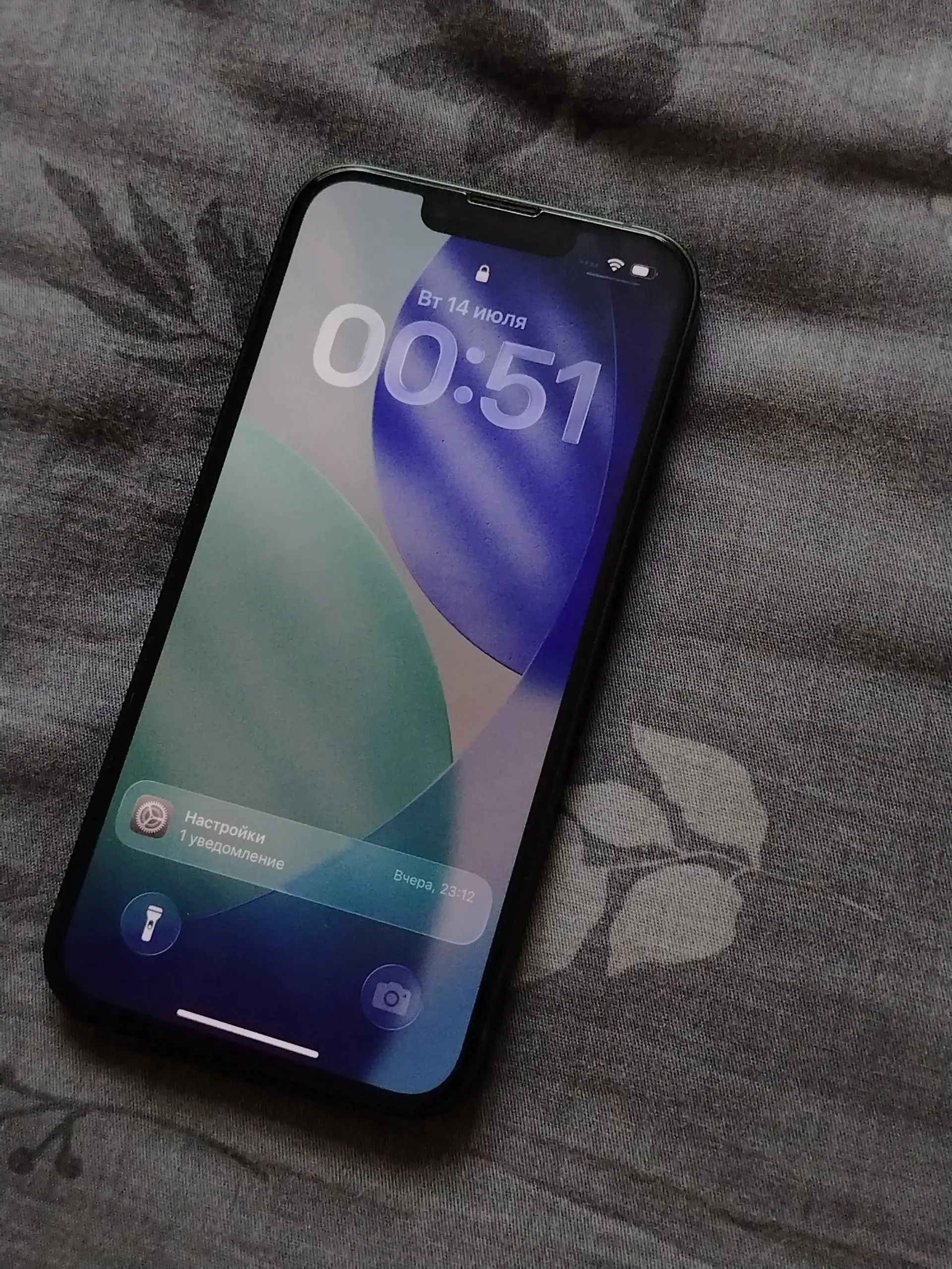iPhone 13 128GB в хорошем состоянии - Смартфоны и гаджеты (Электроника) в Красноярск
