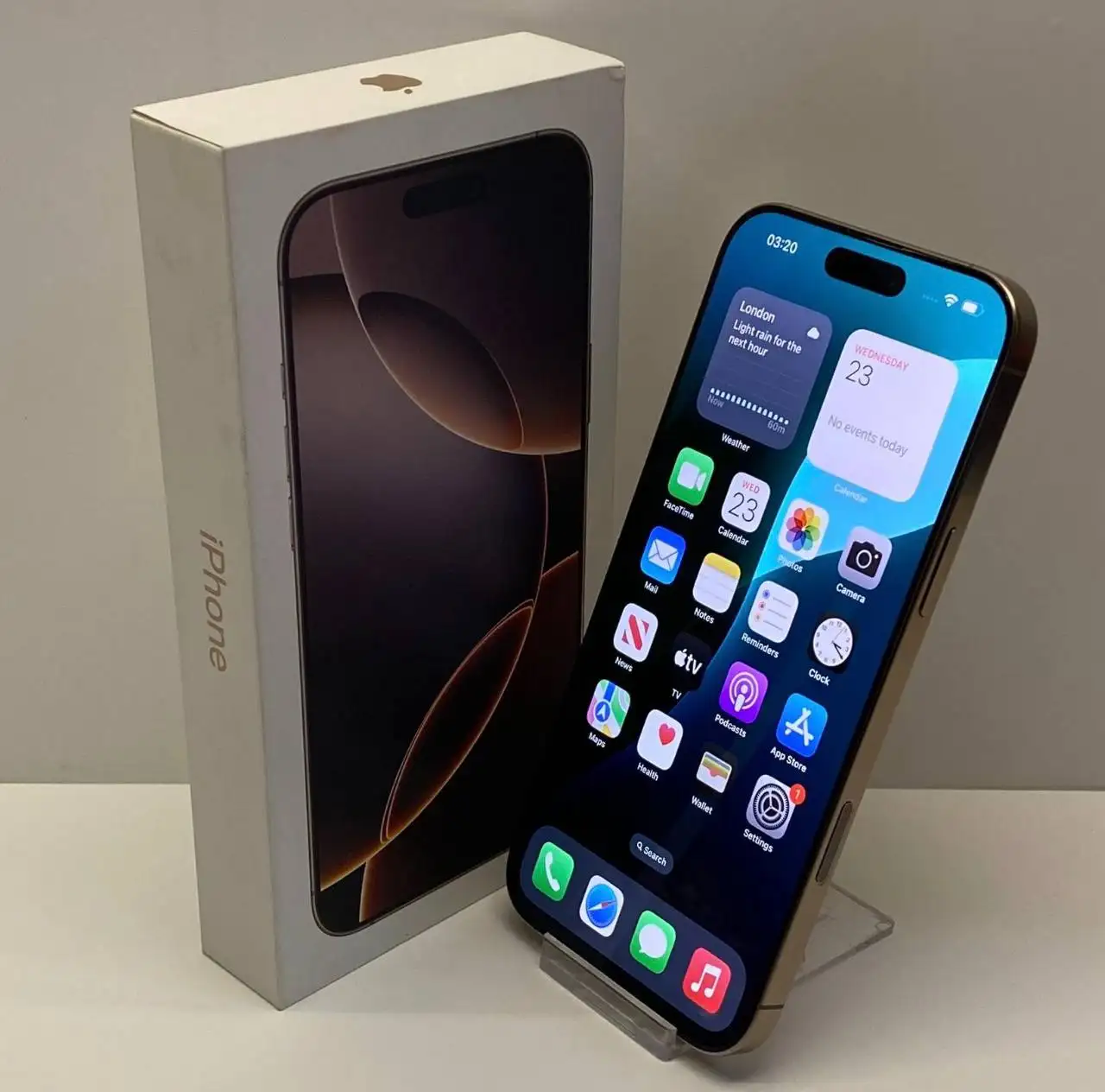 iPhone 16 Pro Max Desert Titanium 256GB - Смартфоны и гаджеты (Электроника) в Красноярск