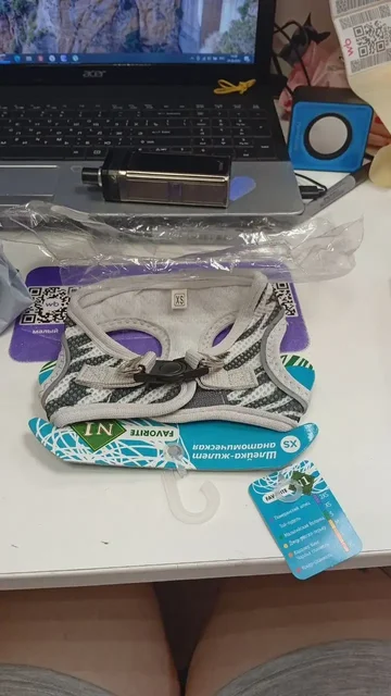 Продам шлейку, корм, расческу для животных - Животные в Красноярск