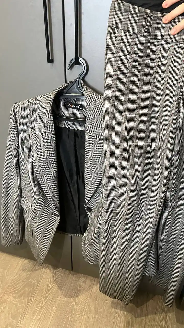 Продажа женских вещей 42-44 размера