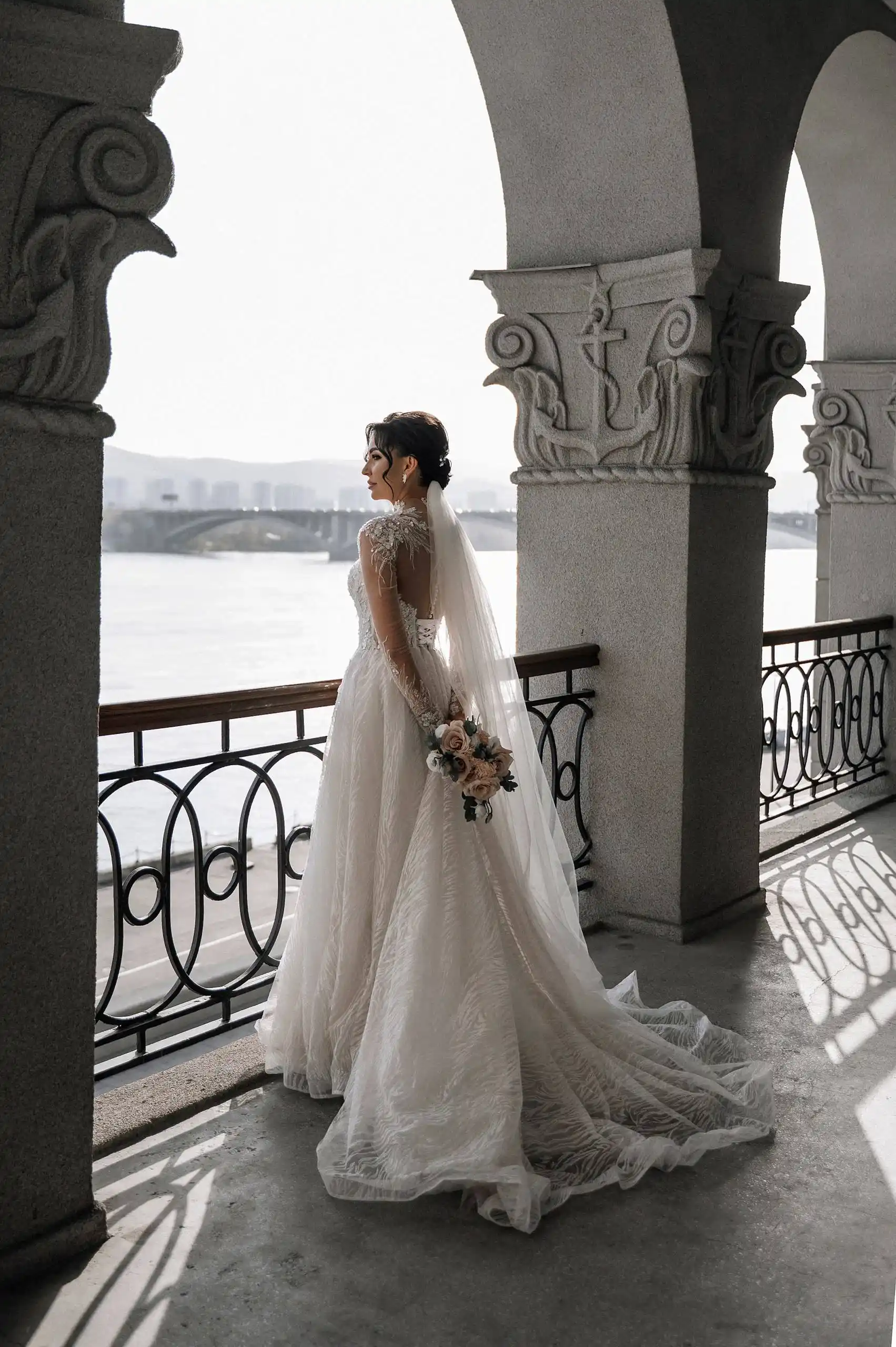 Свадебное платье ручной работы