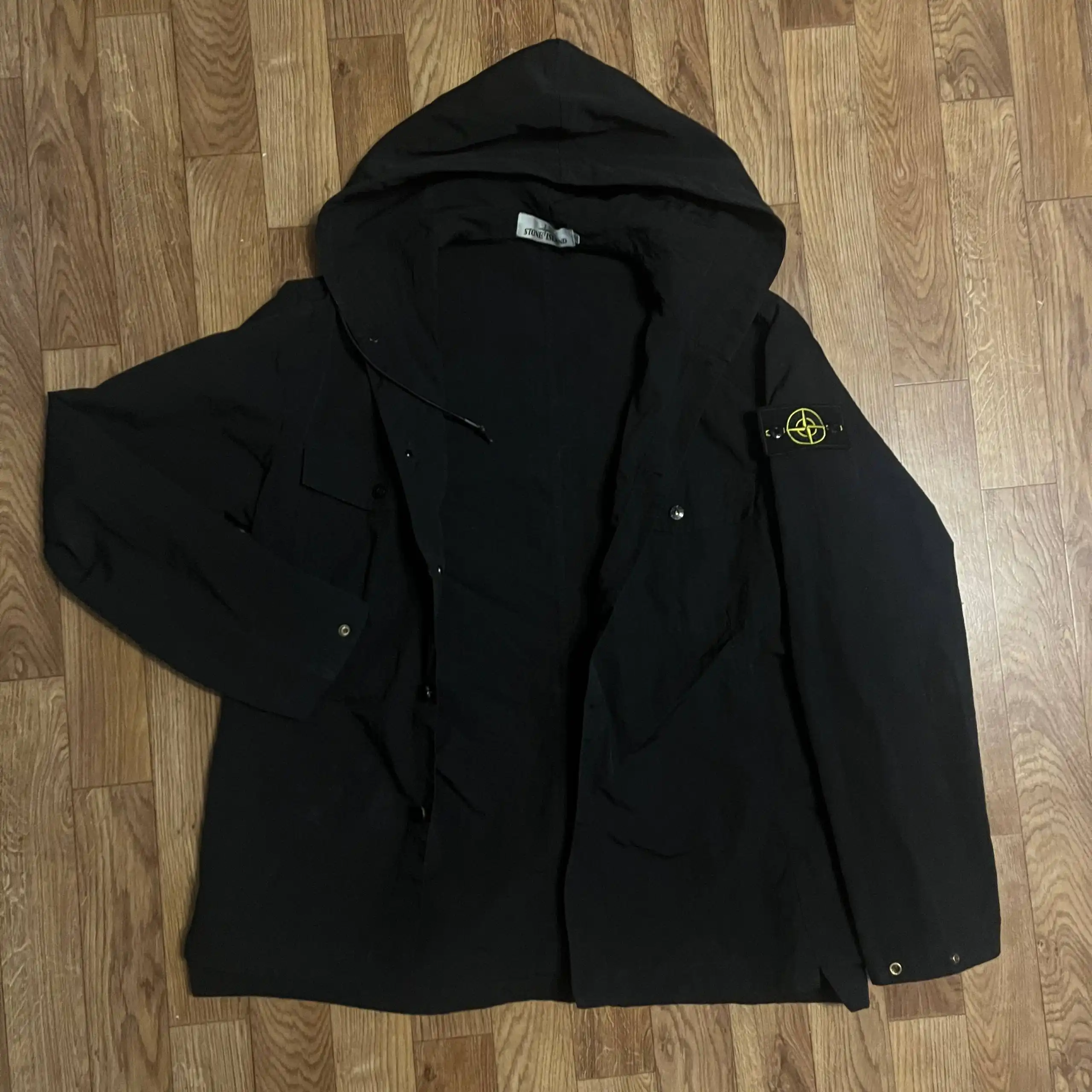 Продам ветровку