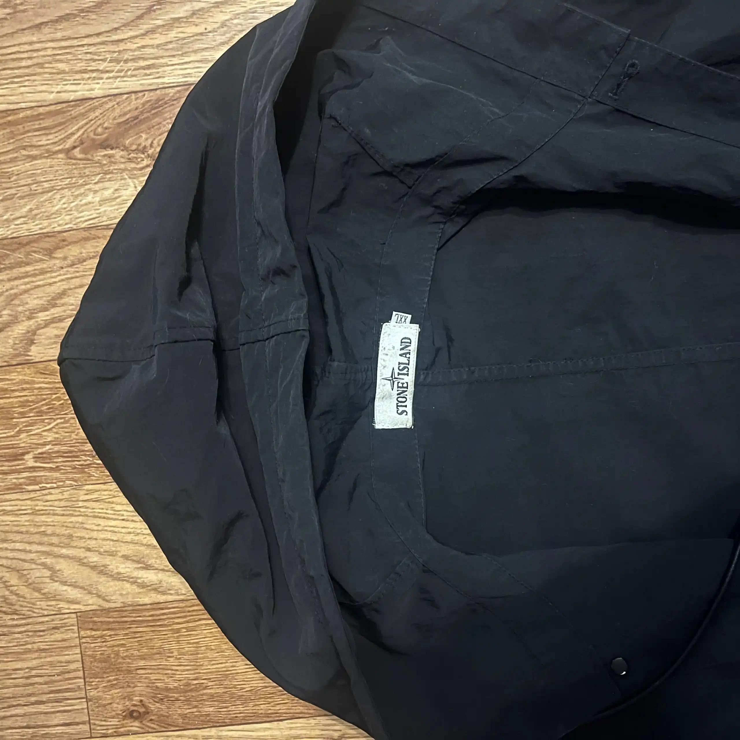 Продам ветровку