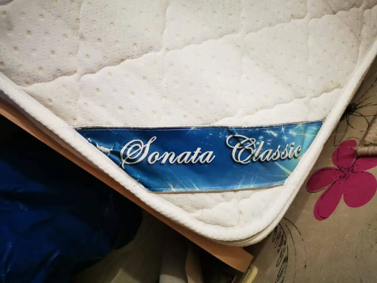 Детская односпальная кровать с матрасом