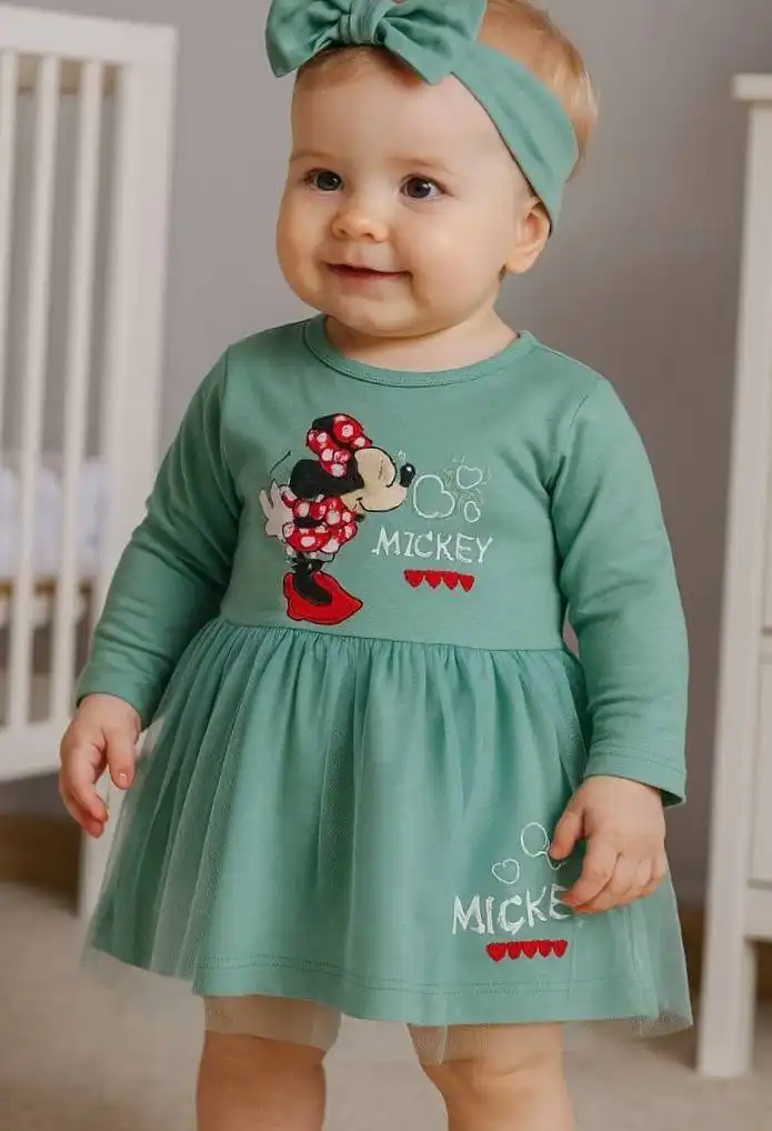 Праздничные костюмы и платья для детей