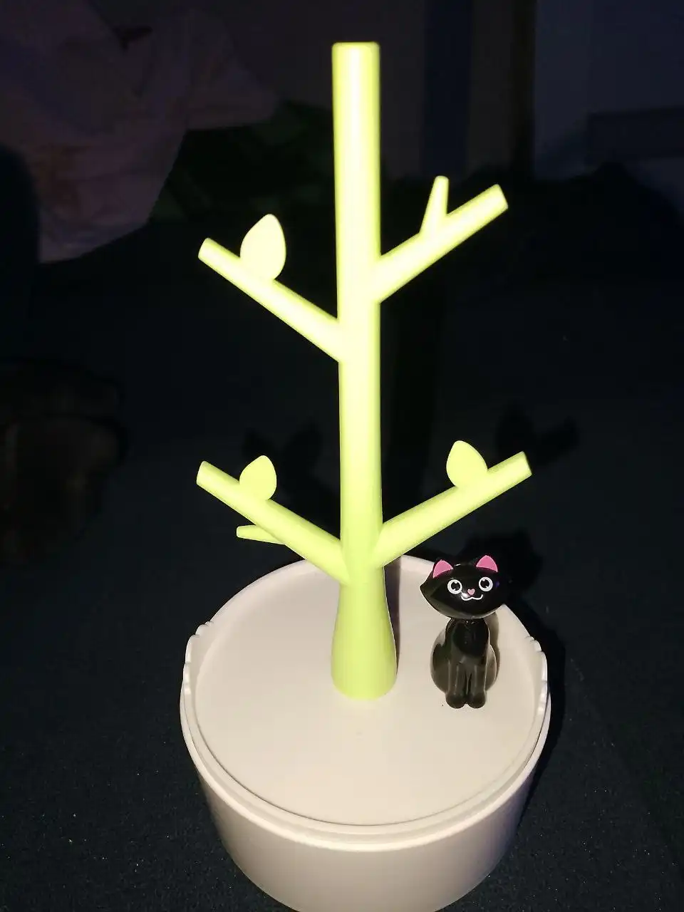 Продам шкатулку для украшений