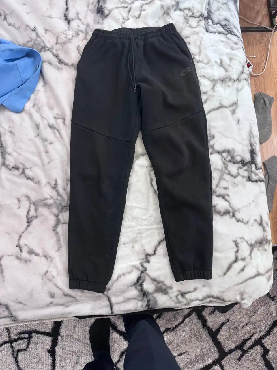 Штаны Nike и наушники Hoco