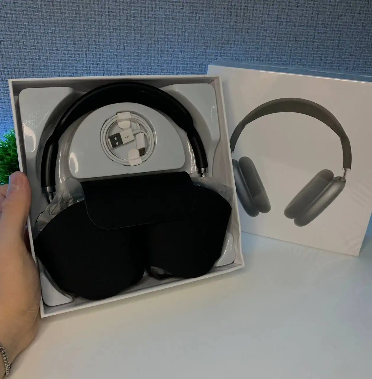 Продажа наушников и аксессуаров в Красноярске