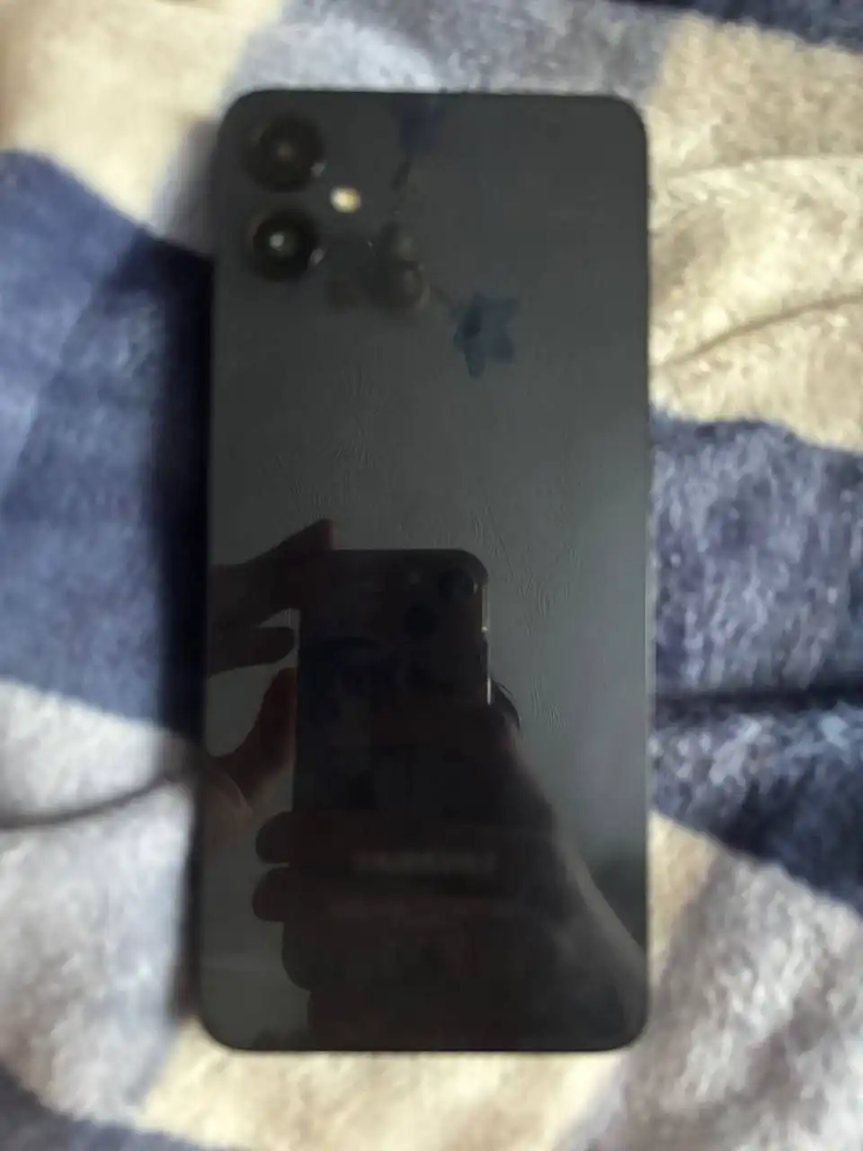 Продам Samsung A05 срочно