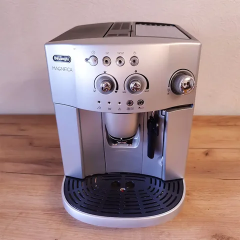 Кофемашина б/у в хорошем состоянии - Для дома и дачи в Красноярск