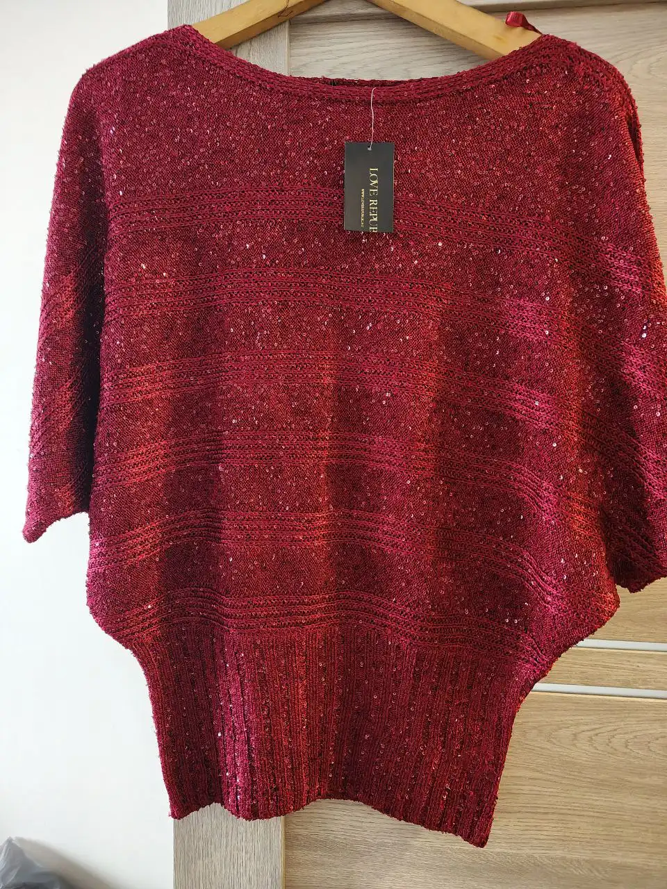 Женский джемпер с пайетками размер 44