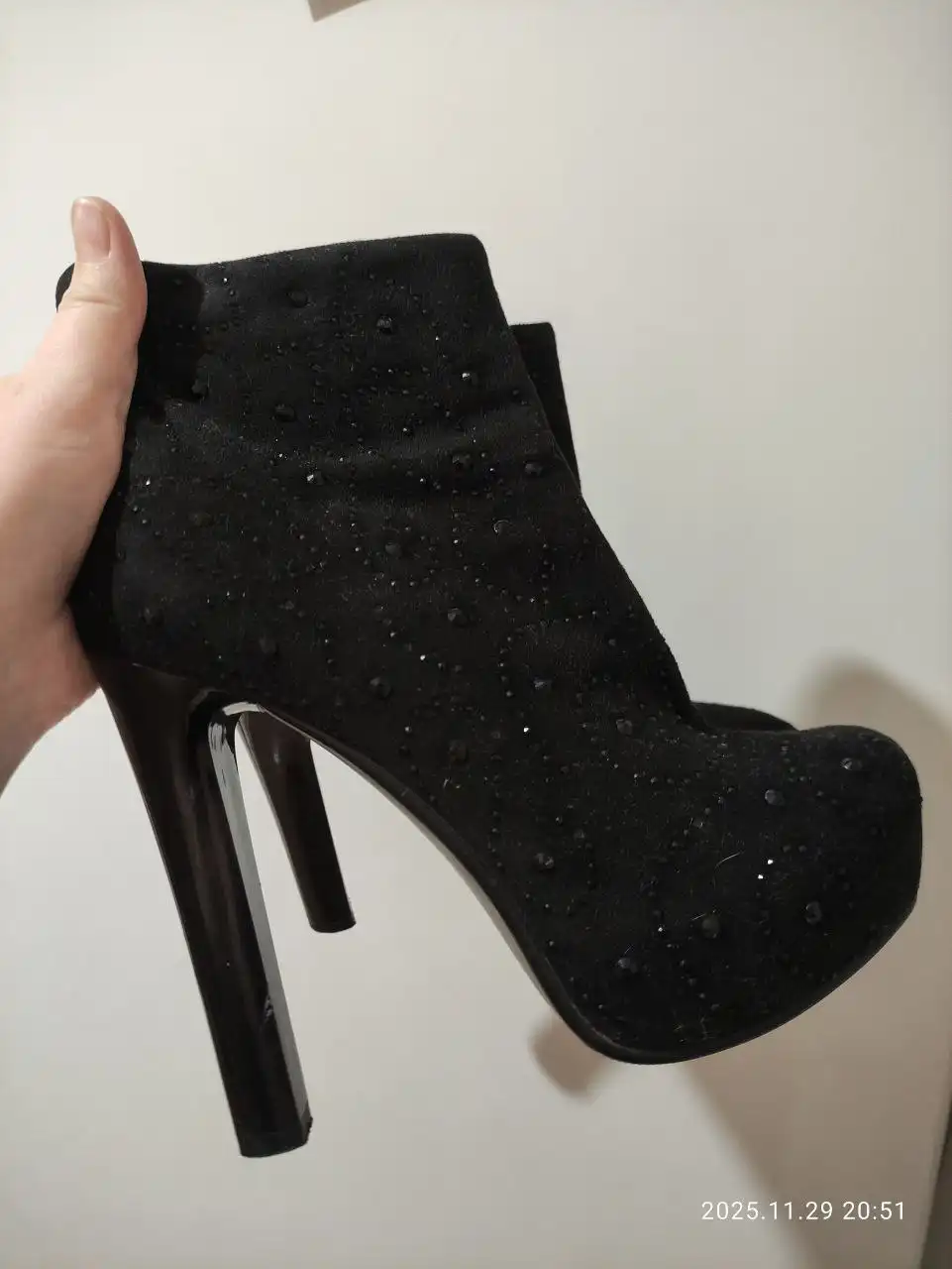 Продам обувь размер 37