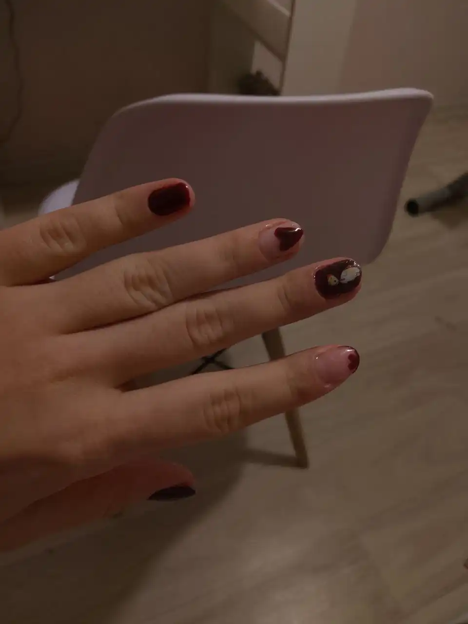 Услуги маникюра и наращивания ногтей