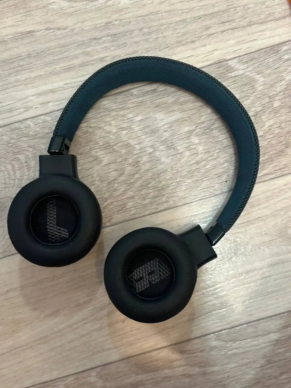 Наушники JBL новые