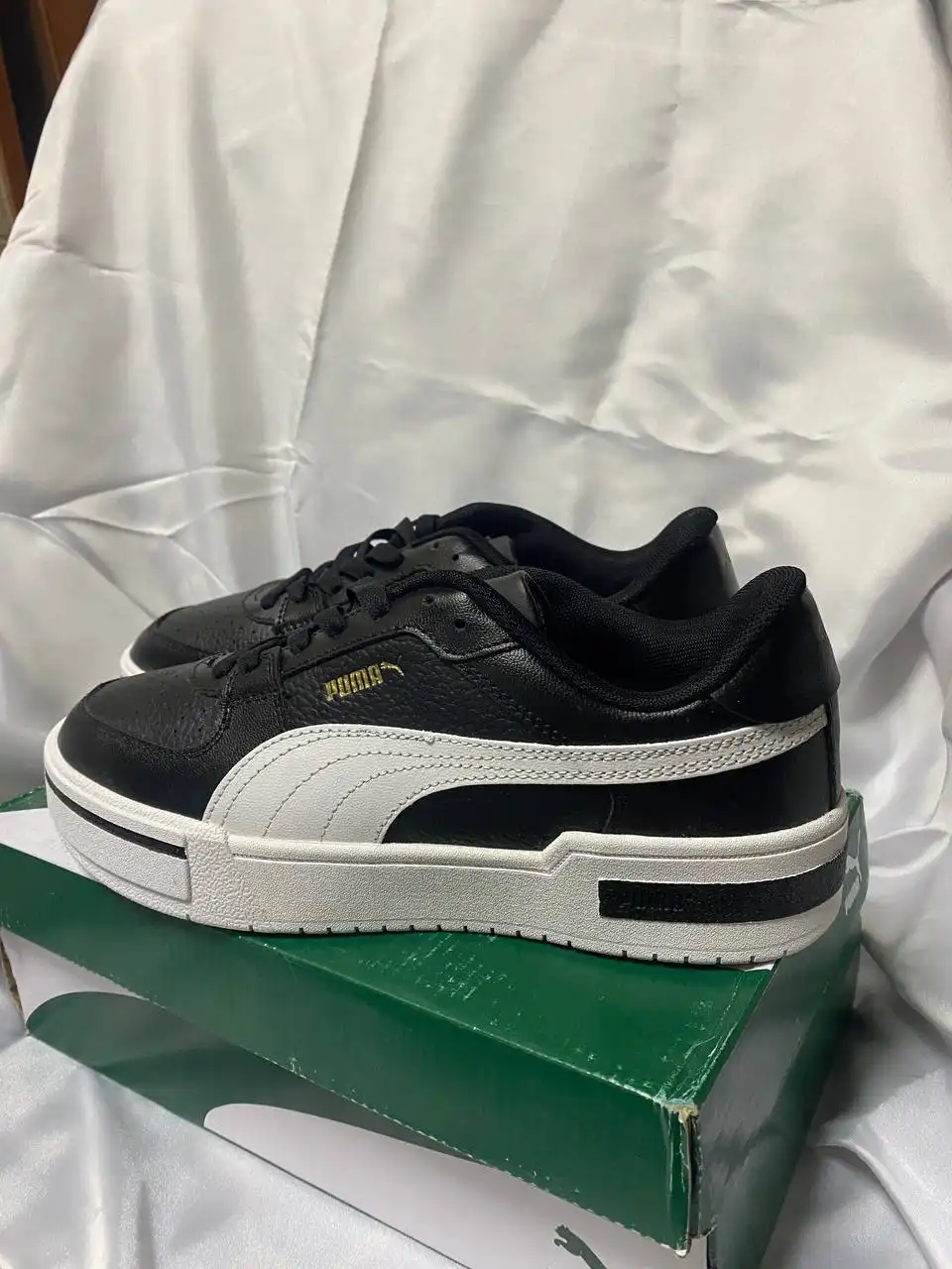 Продажа кроссовок в Красноярске