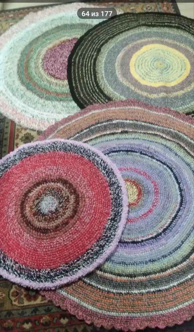 Продажа ковриков из мягкой пряжи