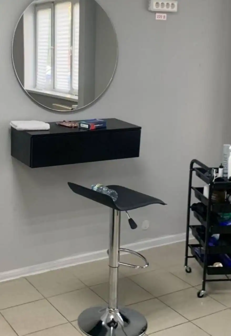 Продажа мебели и оборудования для салона красоты