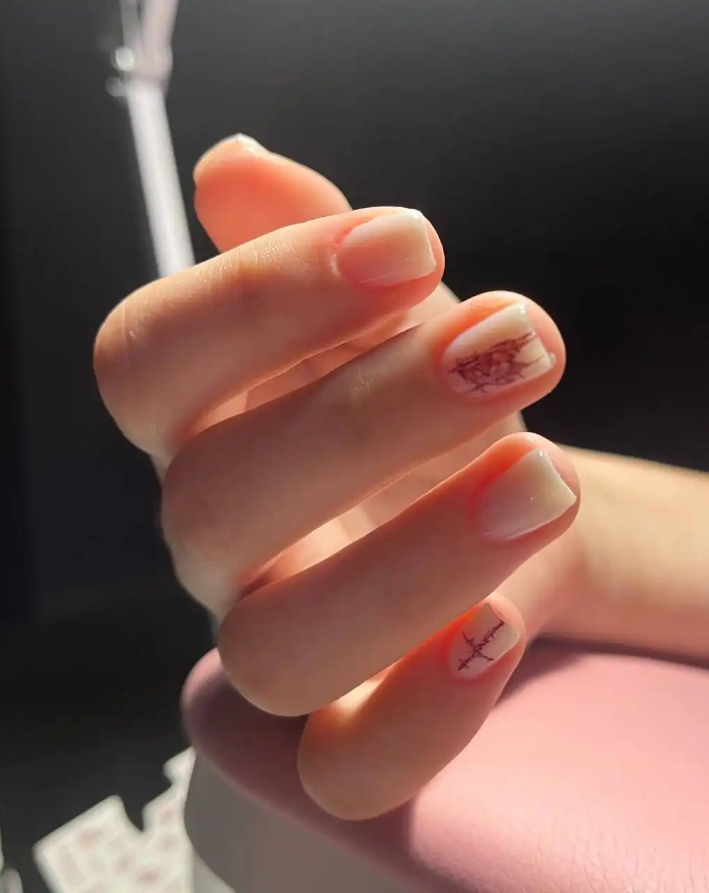 Маникюр на Новый год в Красноярске