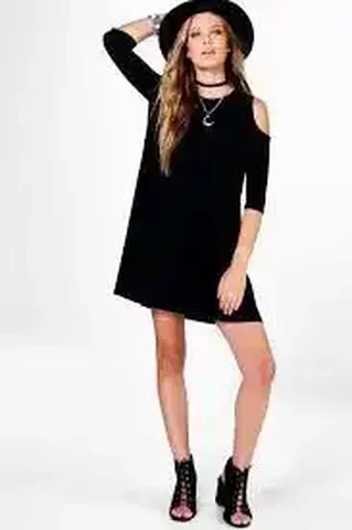 Платье лапша новое размер 44 - Одежда в Красноярск