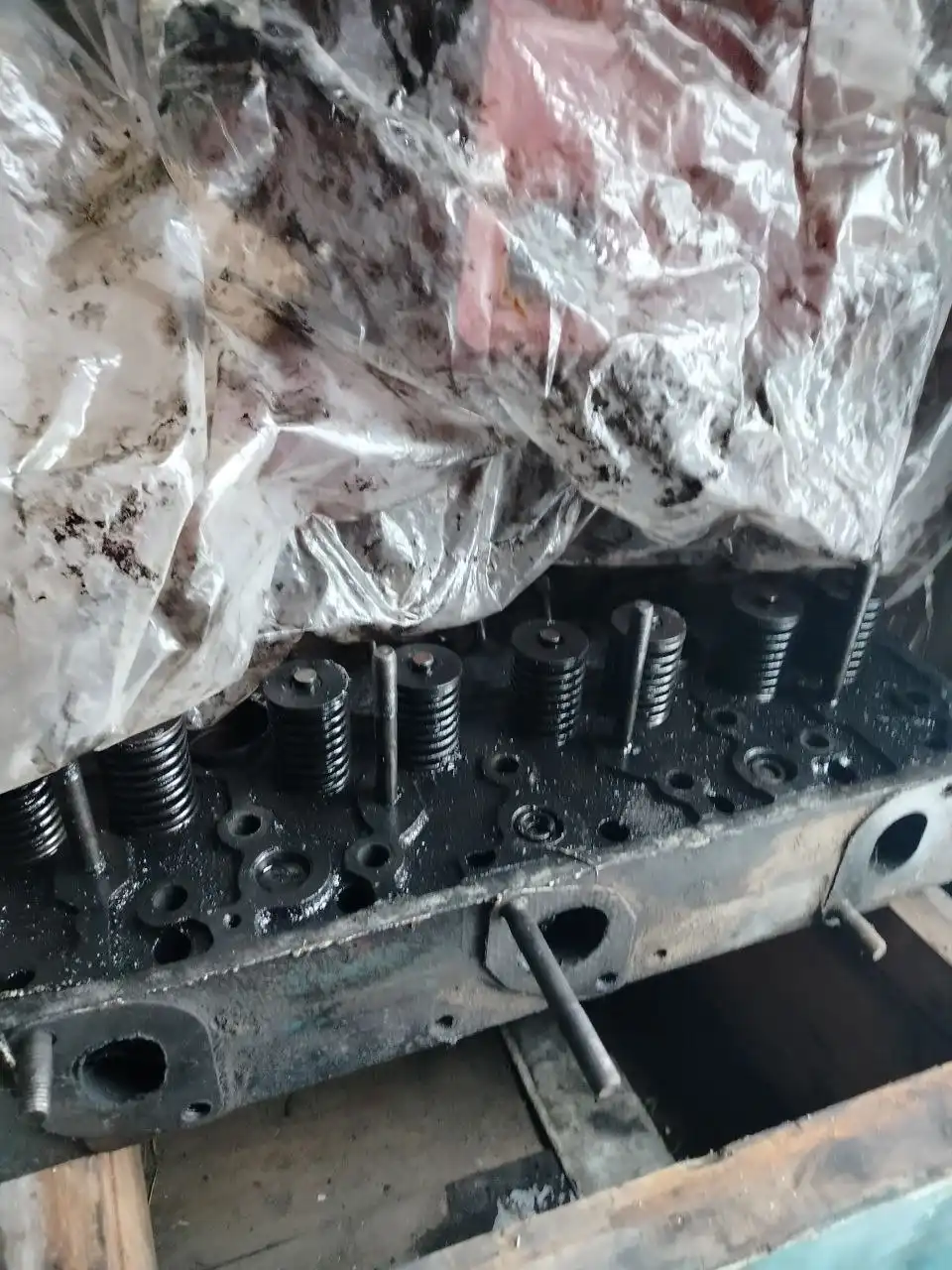 Продажа головки двигателя МТЗ-50 с комплектующими