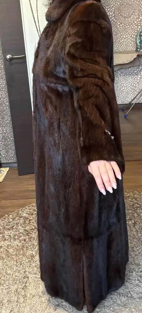Продажа норковой шубы в отличном состоянии
