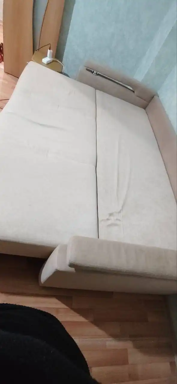 Продам диван срочно