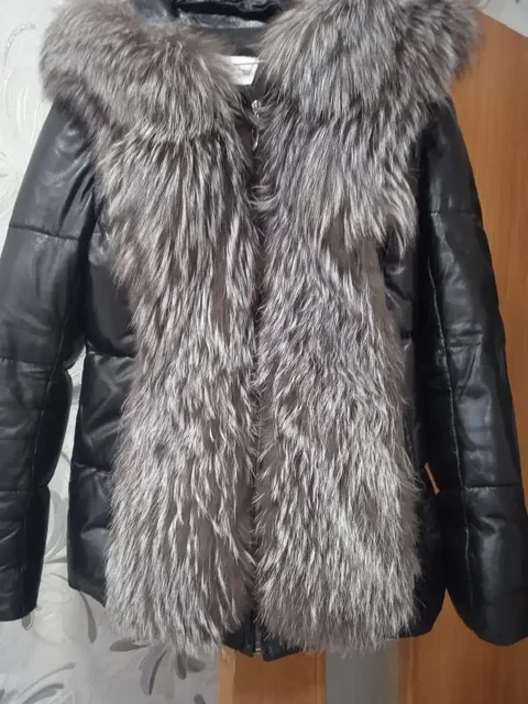 Куртка зимняя женская с натуральным мехом - Одежда в Красноярск