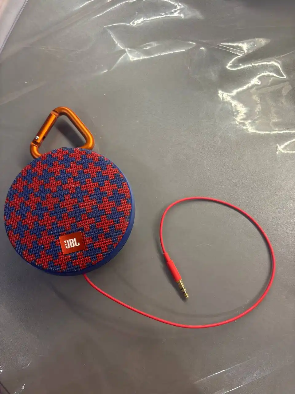 Колонка JBL CLIP 2 - Аудиотехника (Электроника) в Красноярск