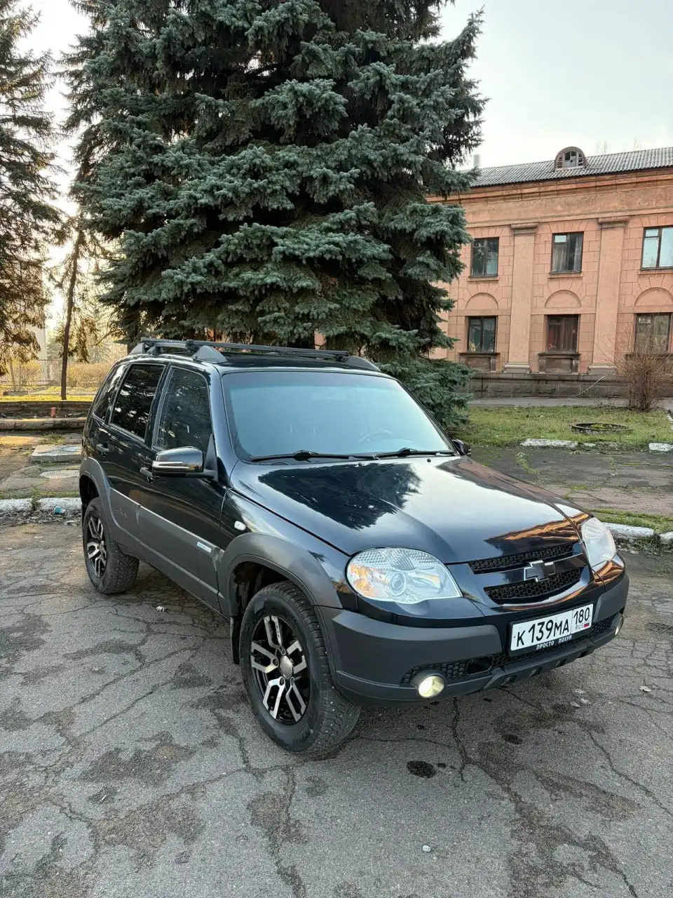 Продам Шевроле Ниву 2011 г.в комплектации Bertone - Легковые автомобили (Авто) в Красноярск