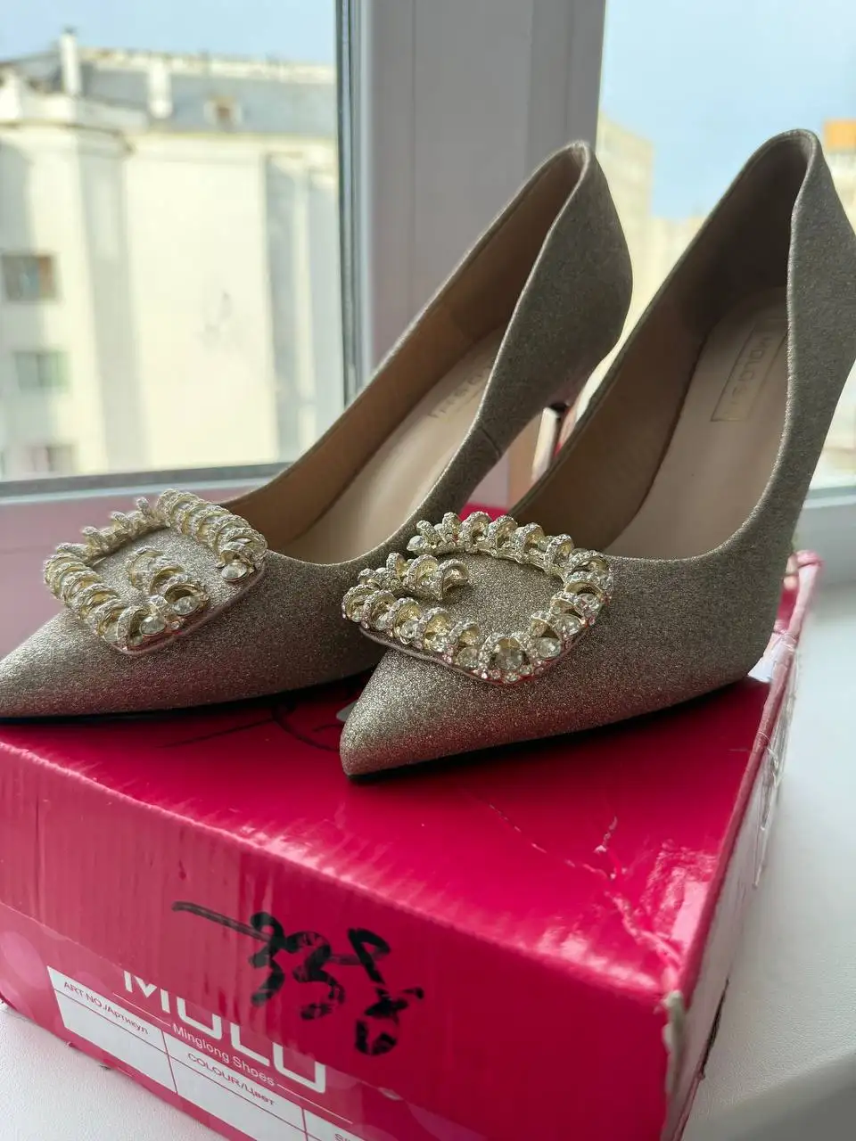 Обувь 37 размер, надевалась один раз - Обувь (Одежда) в Чебоксары