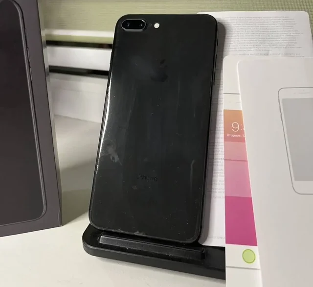 Продажа iPhone 8 Plus 64 ГБ в отличном состоянии - Аккумуляторы для телефонов в Чебоксары