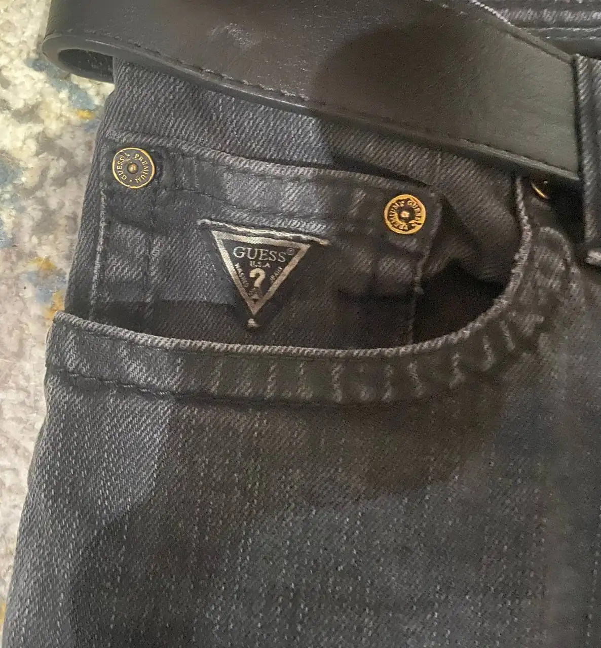 Джинсы Guess оригинальные из Таиланда - Джинсы (Одежда) в Чебоксары