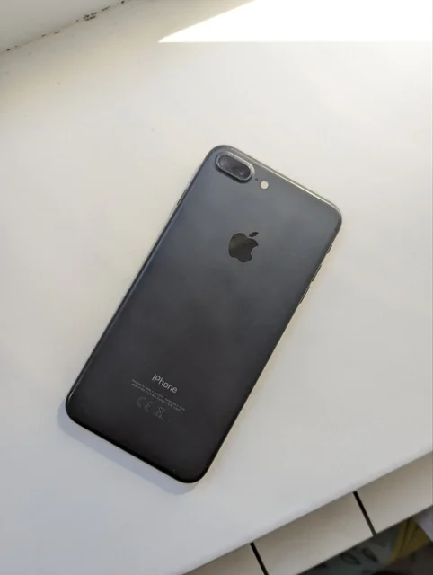 iPhone 7+ 128GB не включается - Аккумуляторы для телефонов в Чебоксары