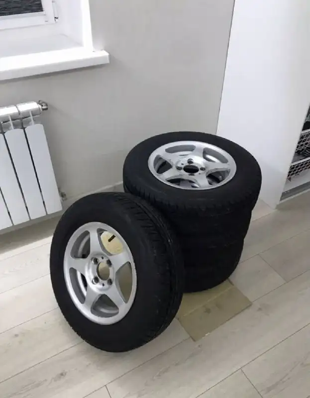 Комплект кованых дисков BСMПО "Aльфа" и летней резины КАМА "BREEZE" на ВАЗ - Диски и шины (Запчасти) в Чебоксары