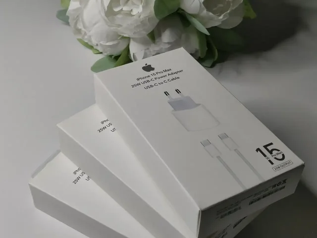 Продажа комплектов зарядных устройств и аксессуаров для телефонов - частное объявление в Чебоксары