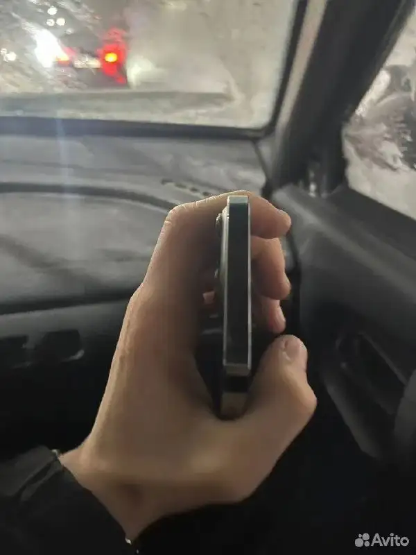 iPhone 13 256 ГБ с дефектами - Смартфоны (Электроника) в Чебоксары