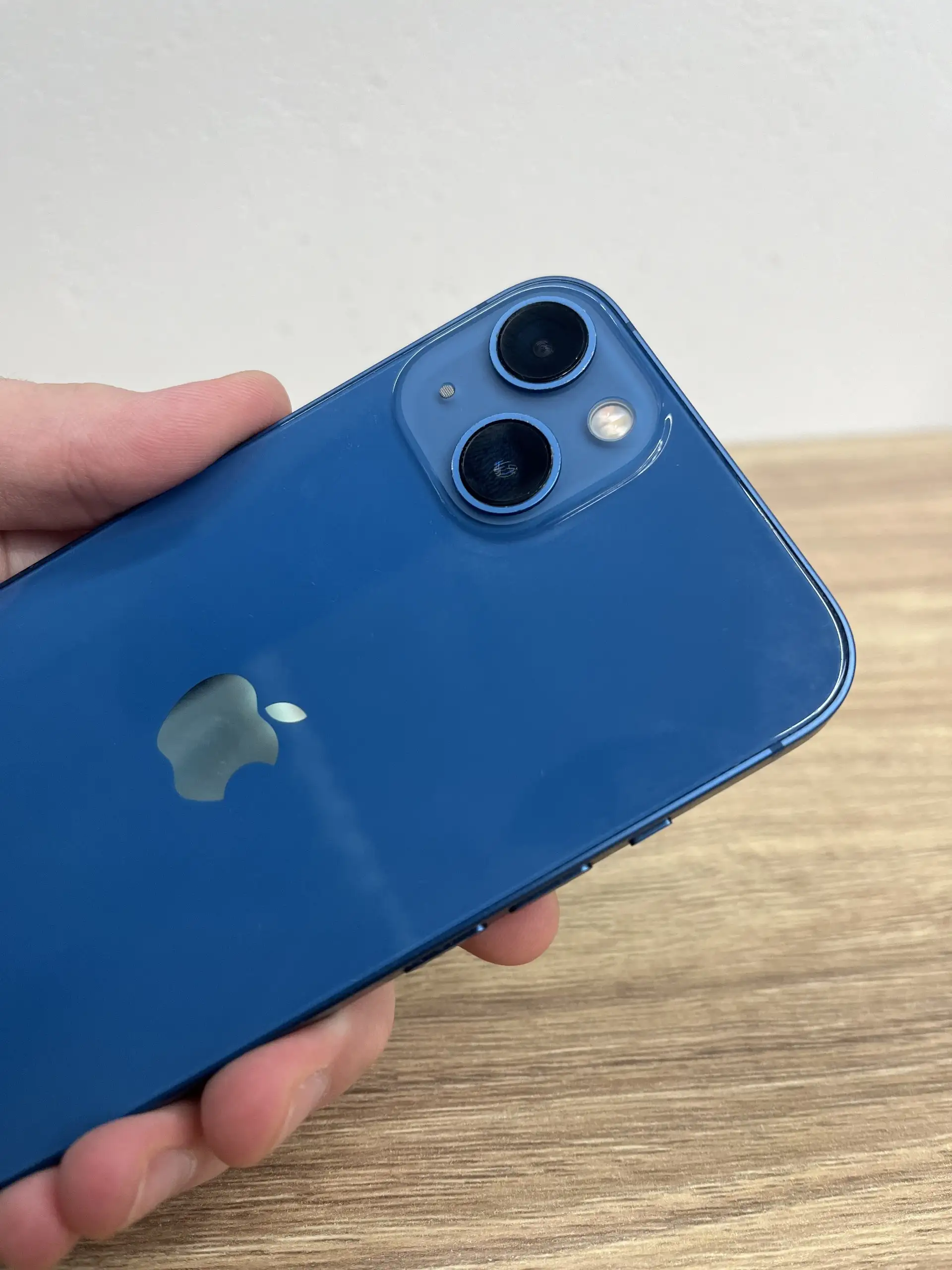 Продам iPhone 13 в идеальном состоянии - Смартфоны (Электроника) в Чебоксары